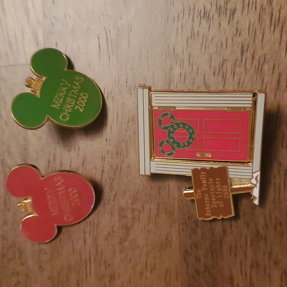 Disney Christmas 2000 Pin Set Osborne Lights